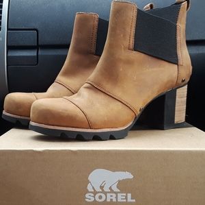 Sorel Addington Chelsea boots